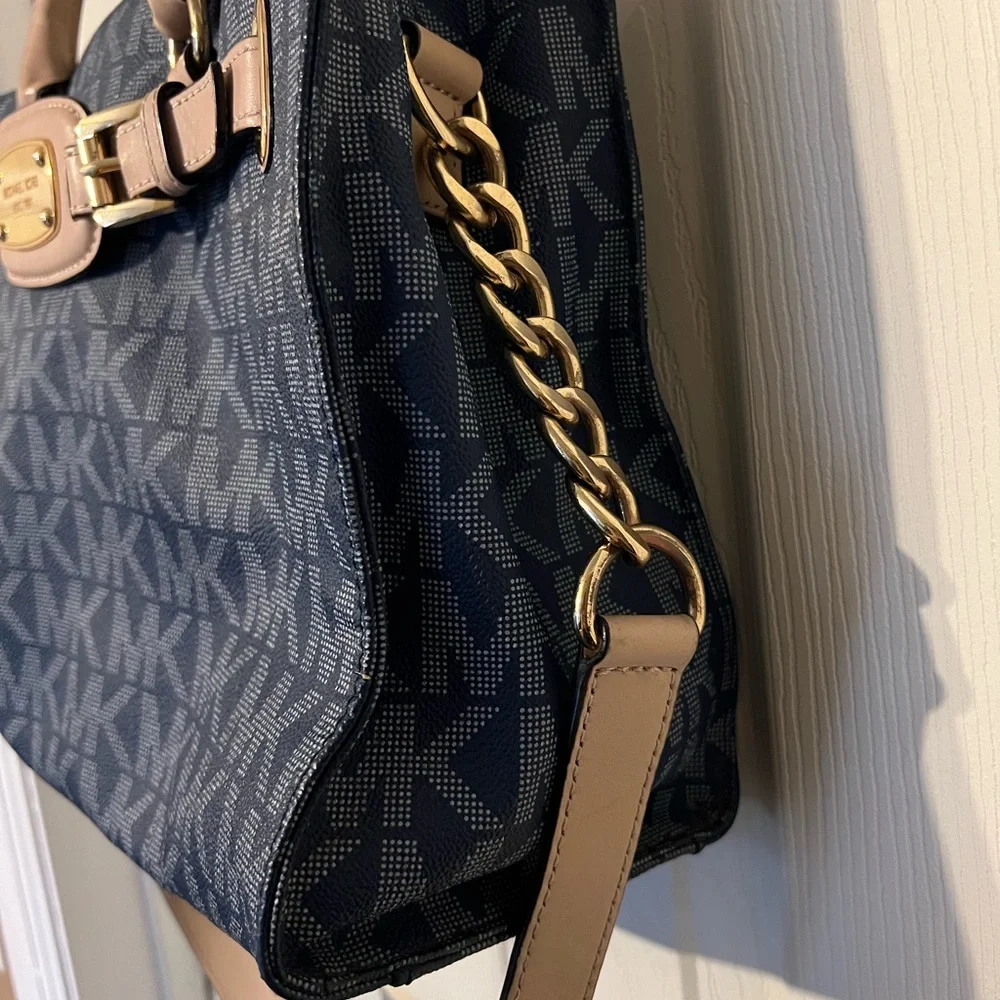 Michael Kors Hamilton East West Signature Tote Bag Navy and Tan - Fair Condition